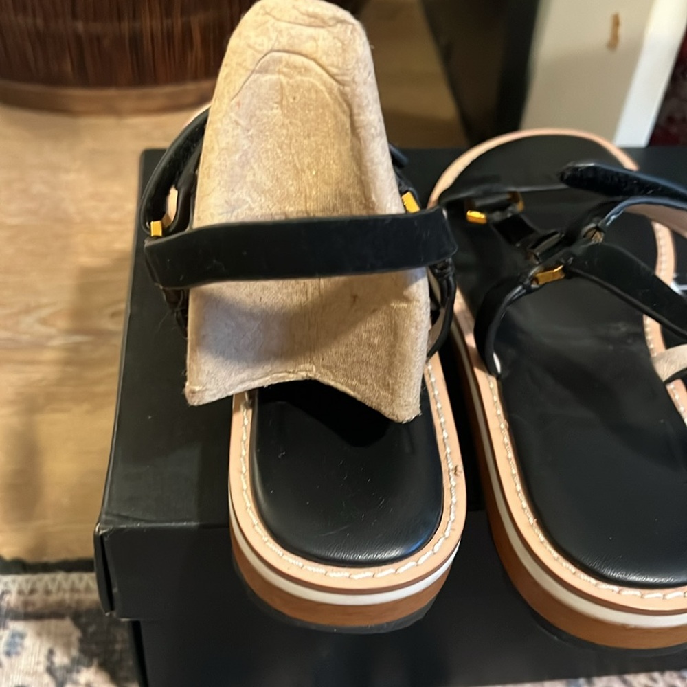 Black sandal - Picture 4 of 4